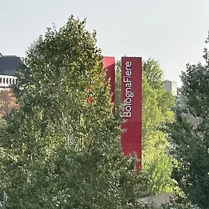 https://leo-e-patty-appartamento-a-bologna09.emilia-romagnahotels.net